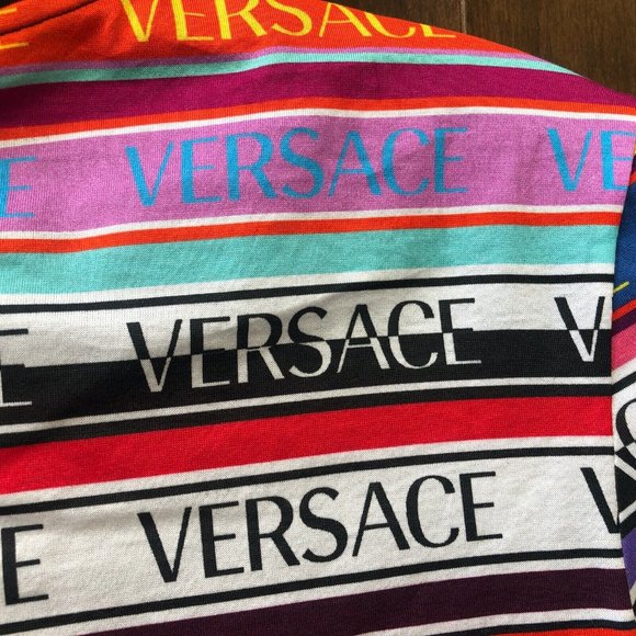 Authentic Versace Multicolor Logo T-Shirt Designer 42 MSRP $695 NEW w/ TAGS - Picture 4 of 10